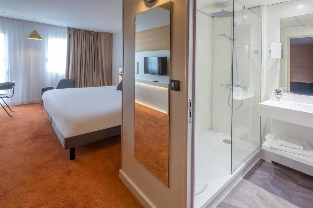 Mercure Centre Champ De Mars Hotel