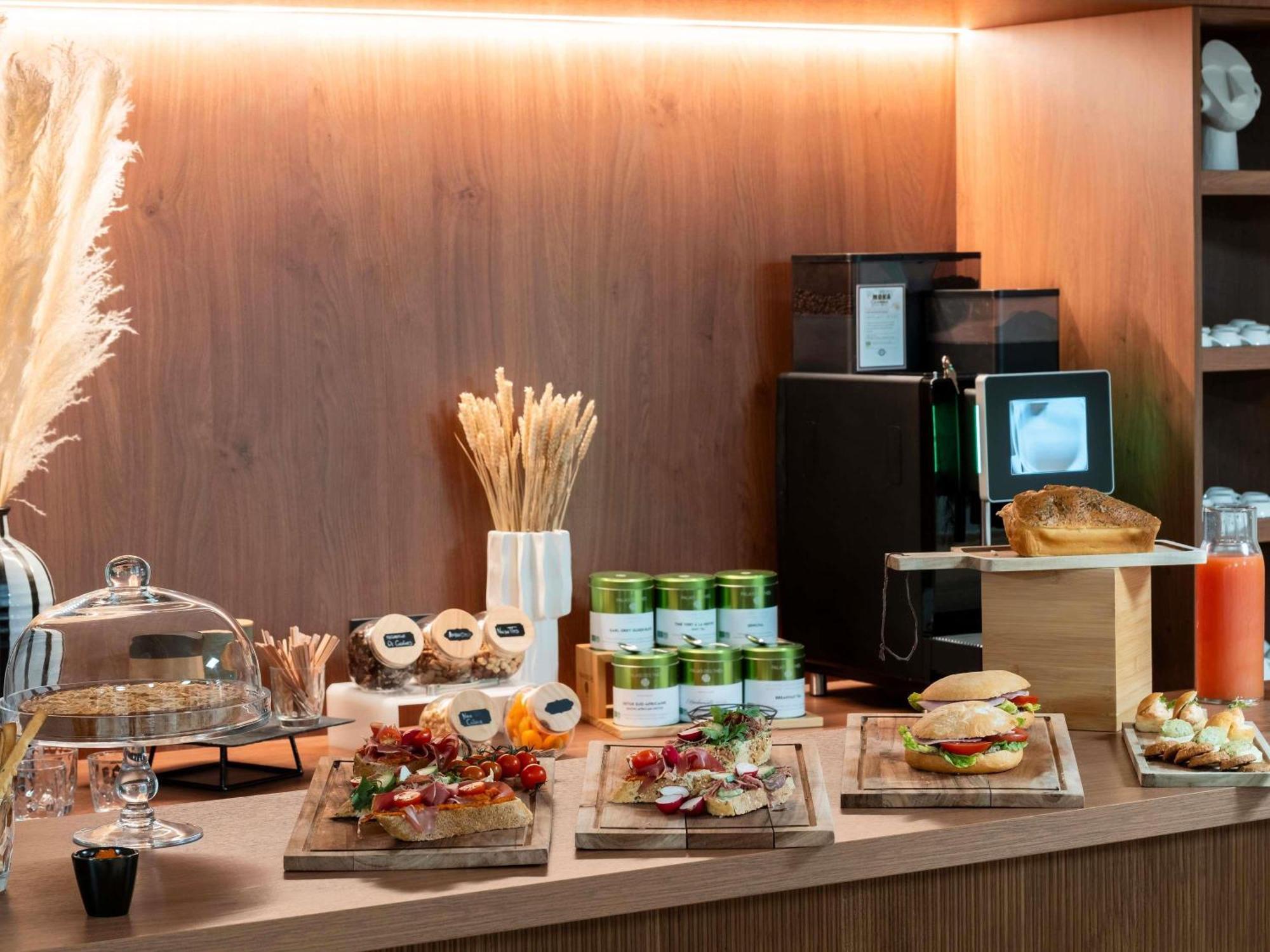 Hotel Mercure Centre Champ De Mars Rouen